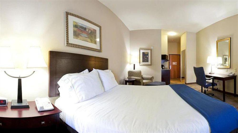 Holiday Inn Express Hotel & Suites Austell Powder Springs, An Ihg Hotel Dış mekan fotoğraf