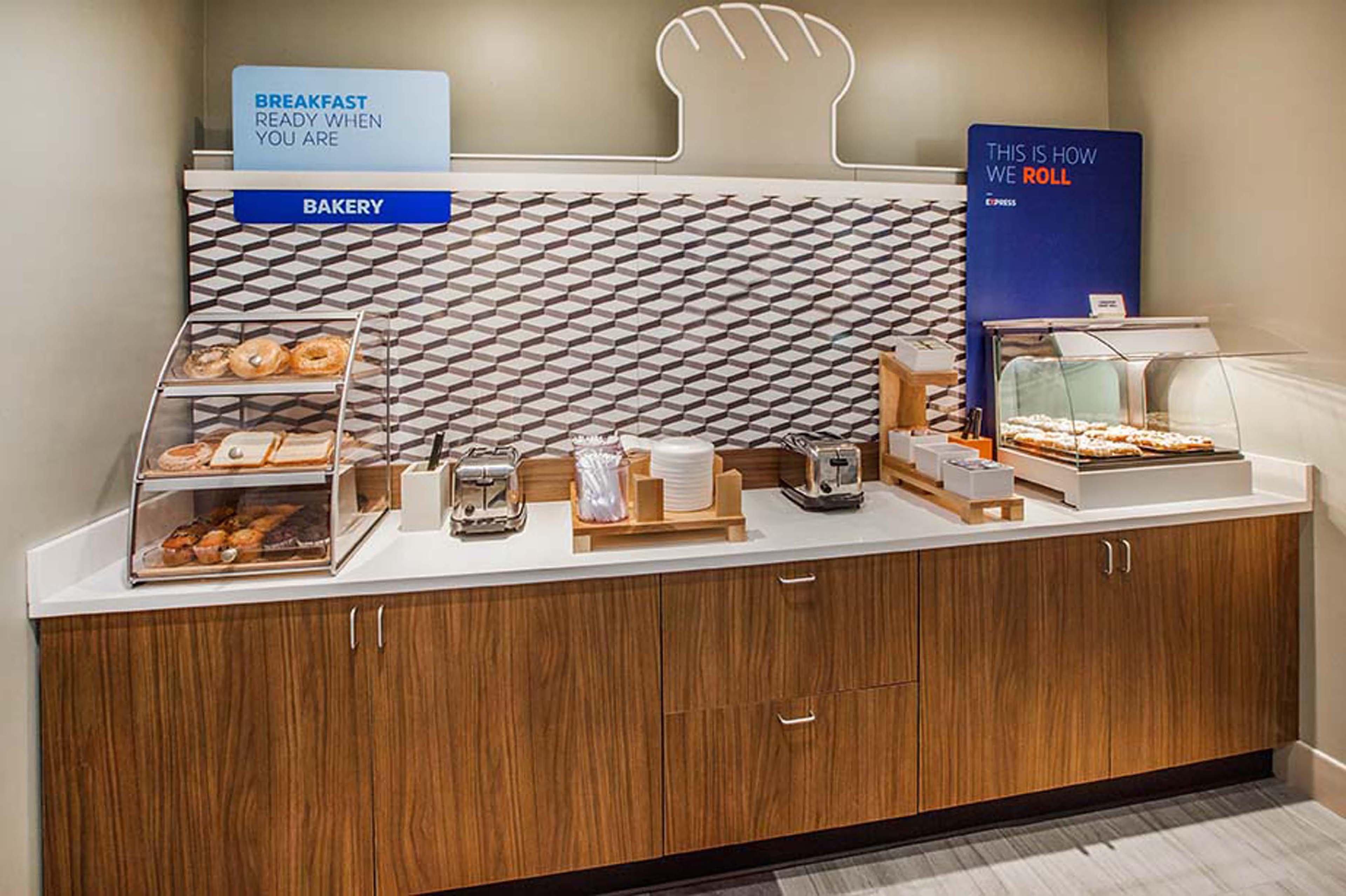 Holiday Inn Express Hotel & Suites Austell Powder Springs By Ihg Dış mekan fotoğraf